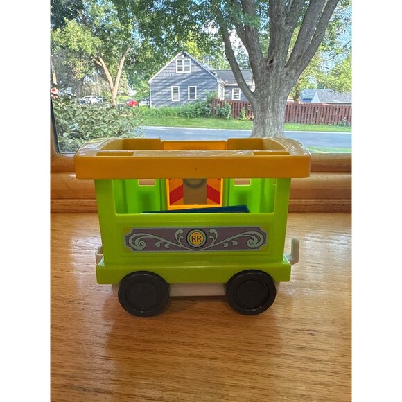 Fisher-Price Little People Railroad Train Carriage Toy Bright Colors Kids - Picture 4 of 5